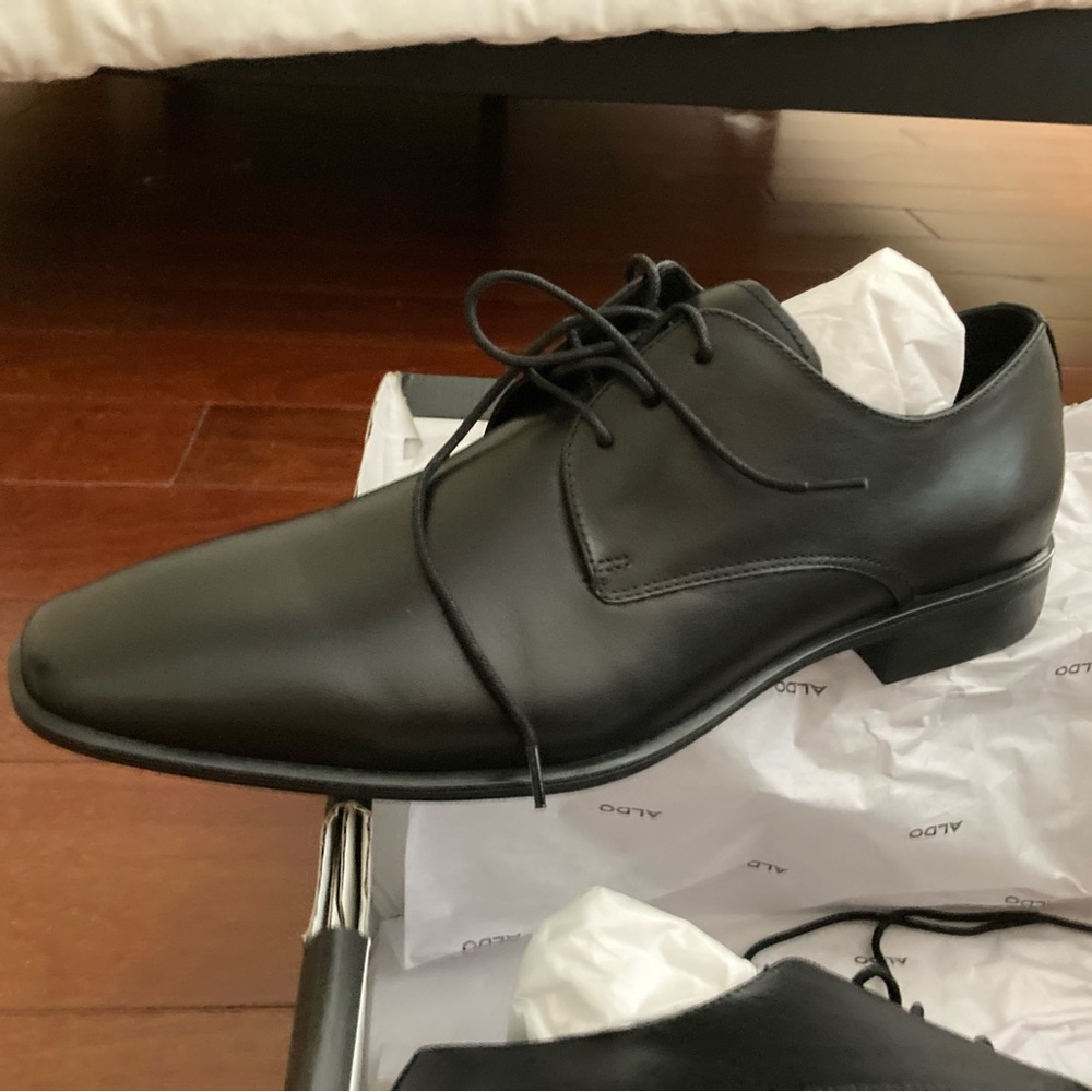 Aldo men’s derby shoes. Black leather smooth. Size 10.5